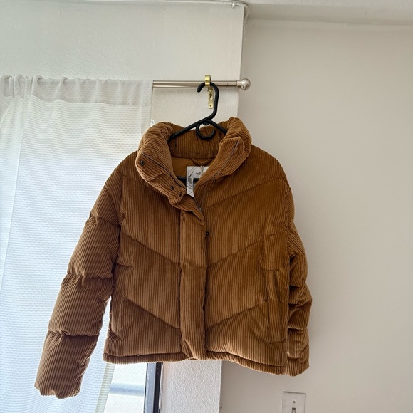 Aritzia Jackets & Blazers - Aritzia Tan Corduroy Puffer Jacket